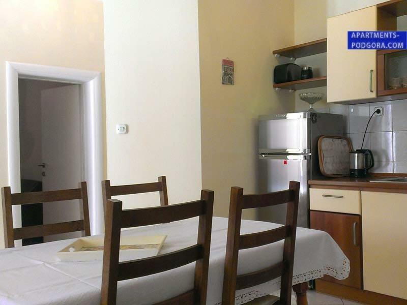 Apartment Dubravka Podgora Exterior foto